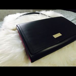Kate spade classy shoulder bag